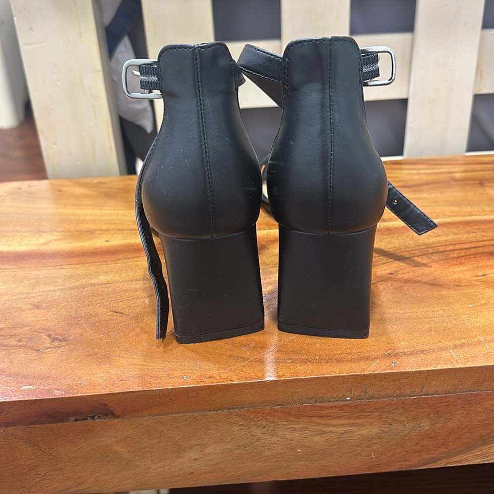 Abound Black Strappy Block Heel Sandals - Picture 3 of 5